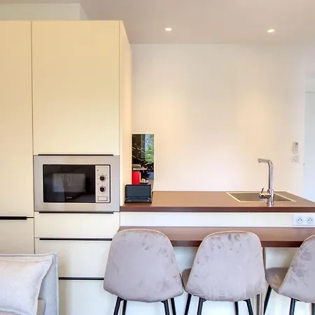 Limestay - The Cannois T2 Modern Wifi